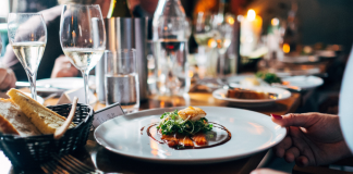 Restaurante în București – Casa Brândușa, un loc unde masa capătă mai multă tihnă